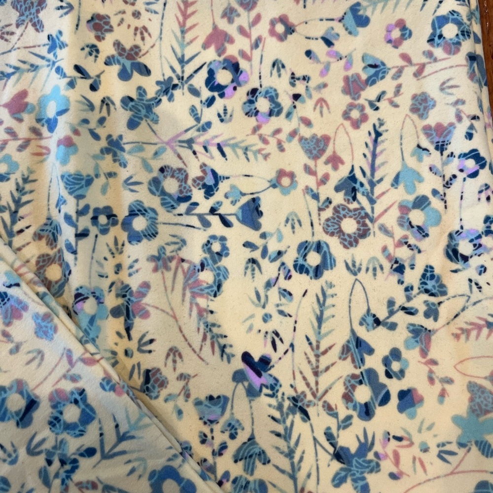 LuLaRoe Leggings - Butter Yellow - Size TC - Picture 3 of 4
